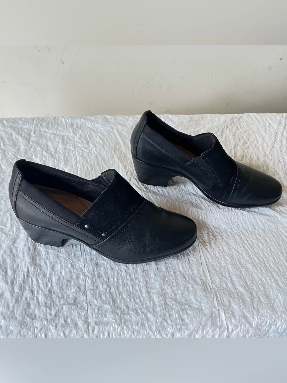 Clarks Black Low Block Heel Slip-On Dress Shoes